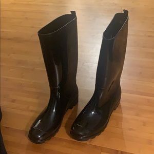 Black Rain boots